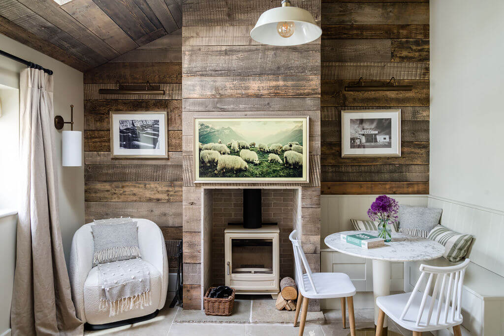 styled-home-studios-cotswold-stables-gl7-1.jpg