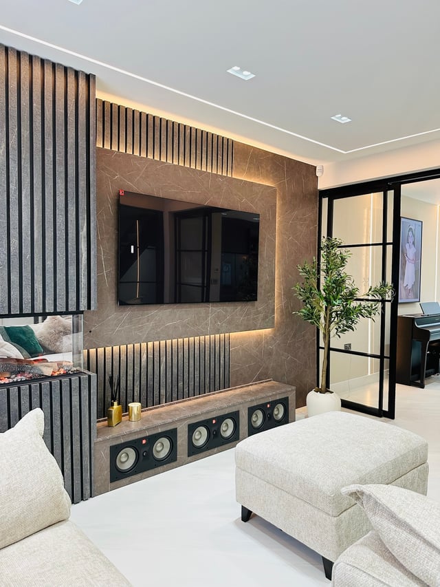 styled-home-studios-hainault-home-3