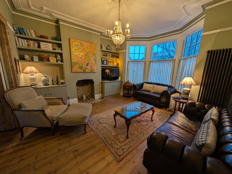 styled-home-studios-charming-family-home-nw10-2