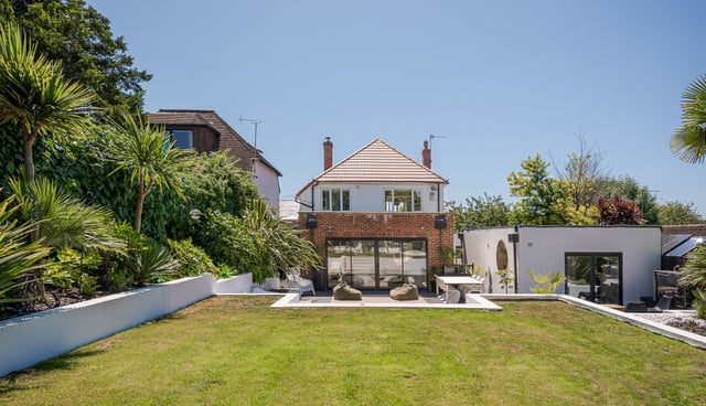 styled-home-studios-ibiza-inspired-bn3-2