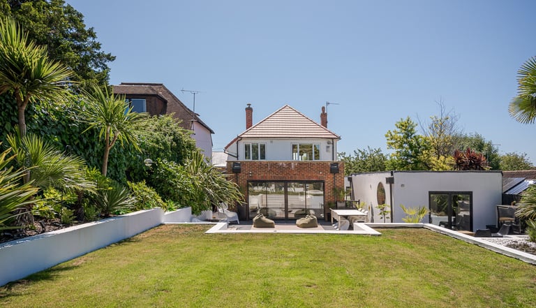 styled-home-studios-ibiza-inspired-bn3-2