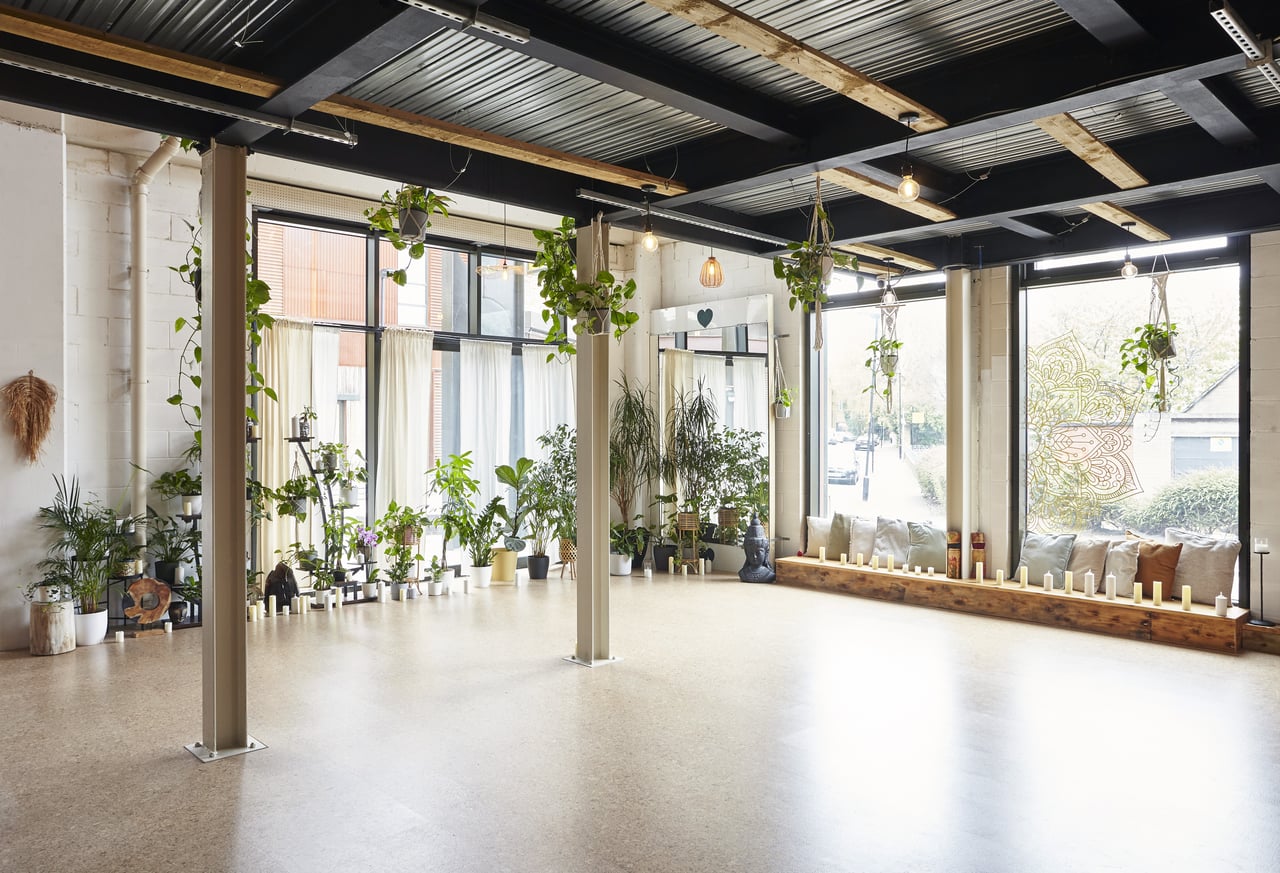 styled-home-studios-light-loft-studios-e16-1