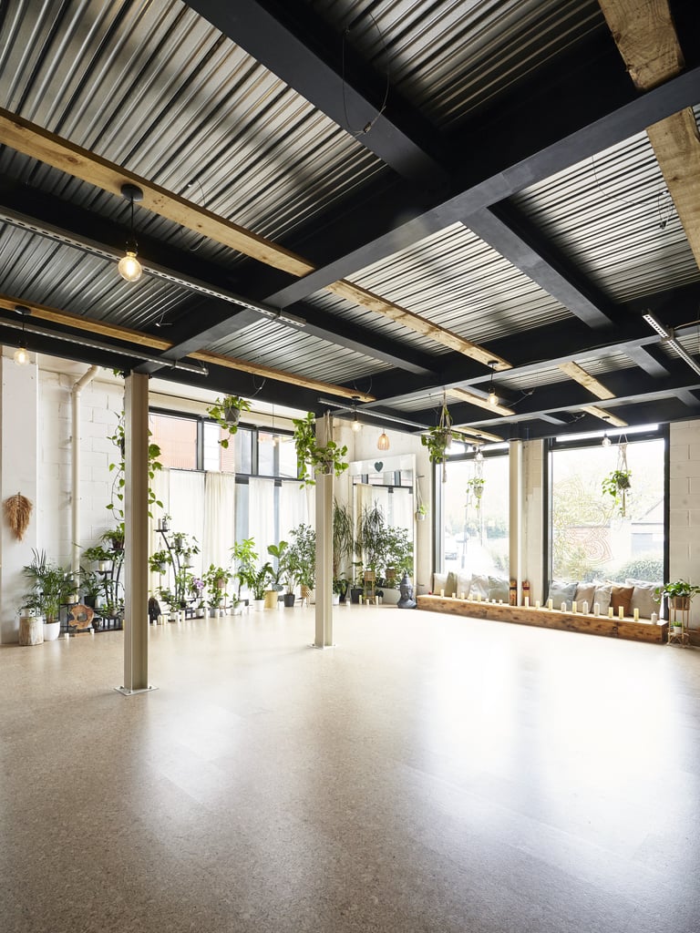 styled-home-studios-light-loft-studios-e16-2