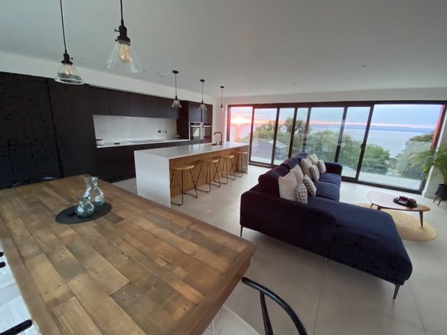 styled-home-studios-oceanview-rise-bs20-3