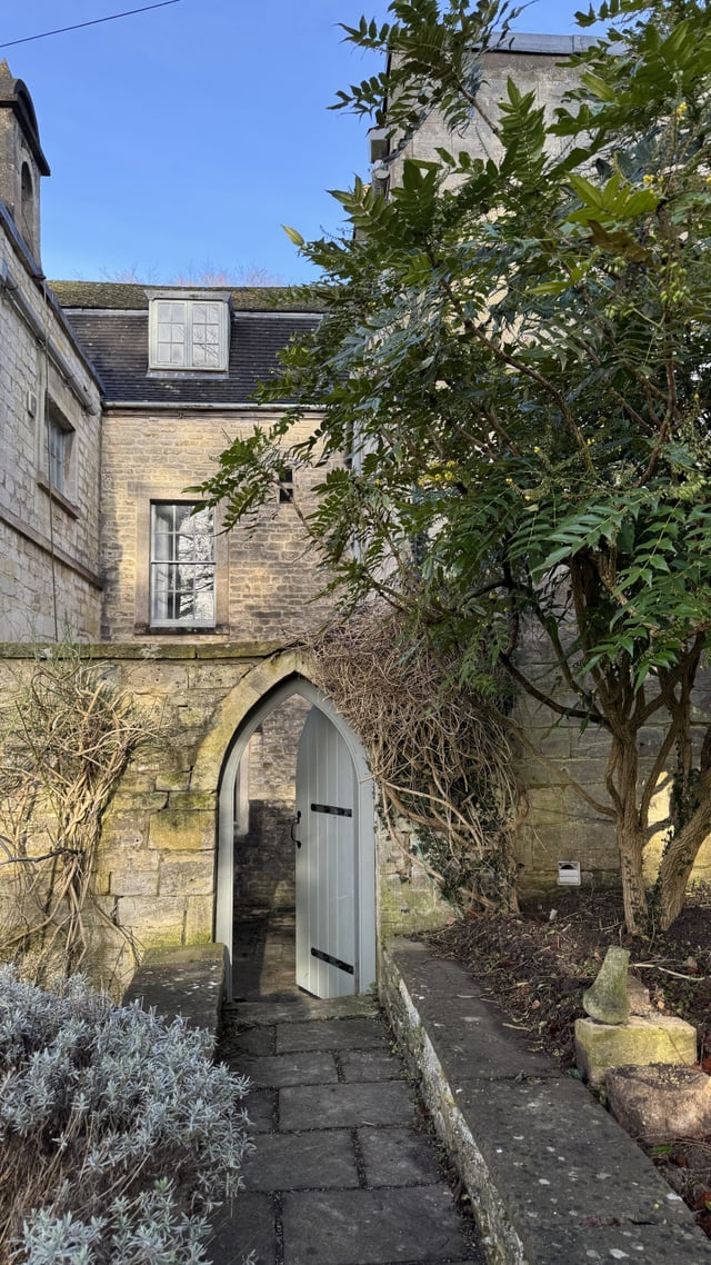 styled-home-studios-romantic-regency-gl5-4