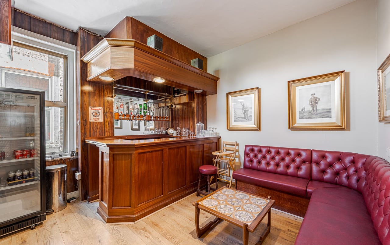 styled-home-studios-run-down-historic-hotel-w6-1