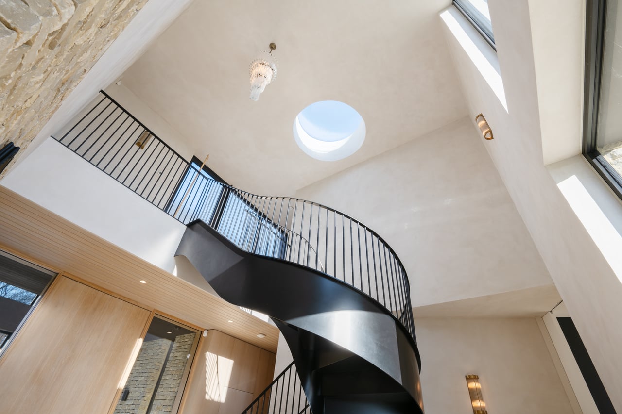 styled-home-studios-architectural-edge-ox17-15.jpg