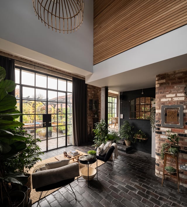 styled-home-studios-coach-house-calm-b17-4.jpg
