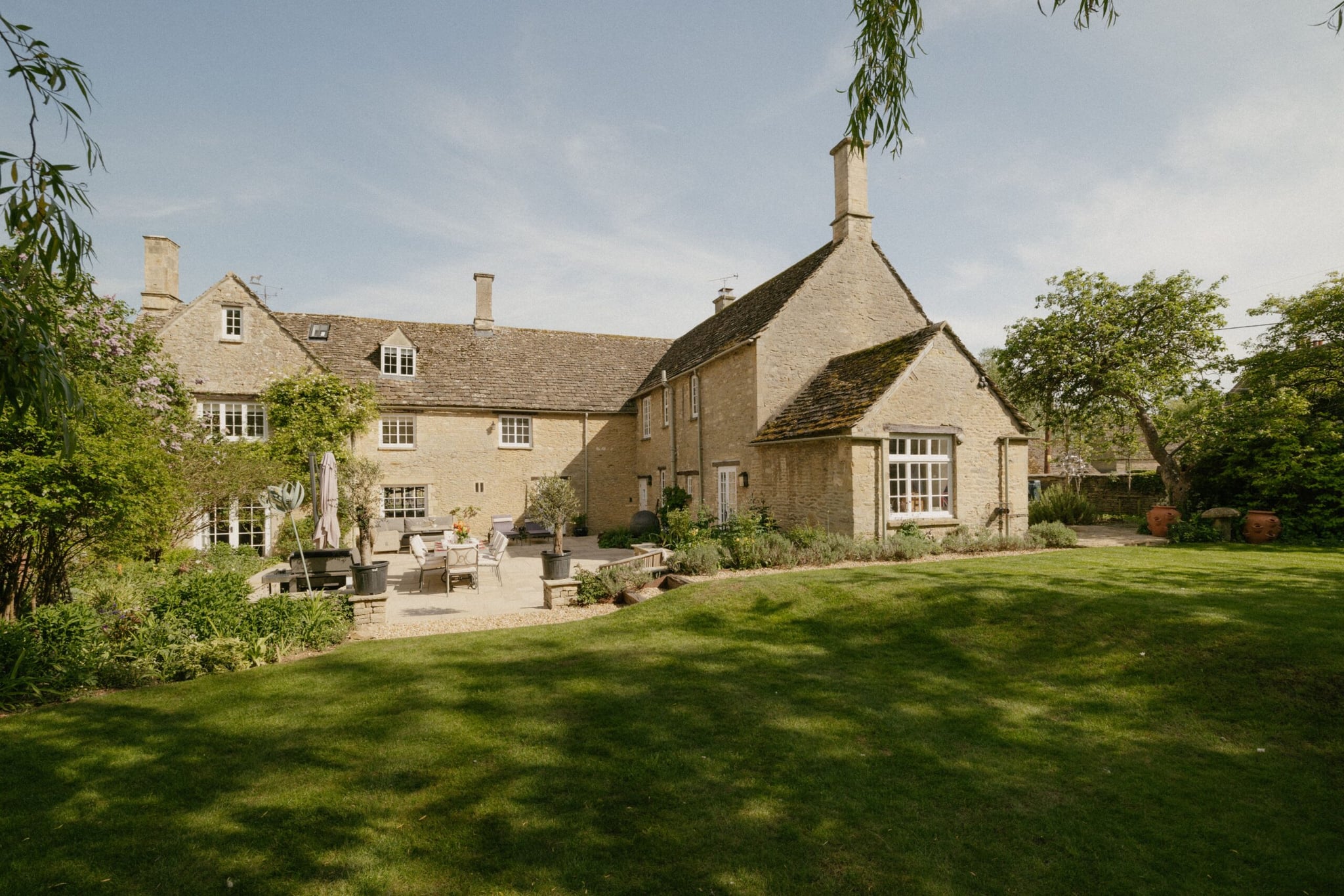 styled-home-studios-historic-cotswold-idyll-gl7-1.jpg