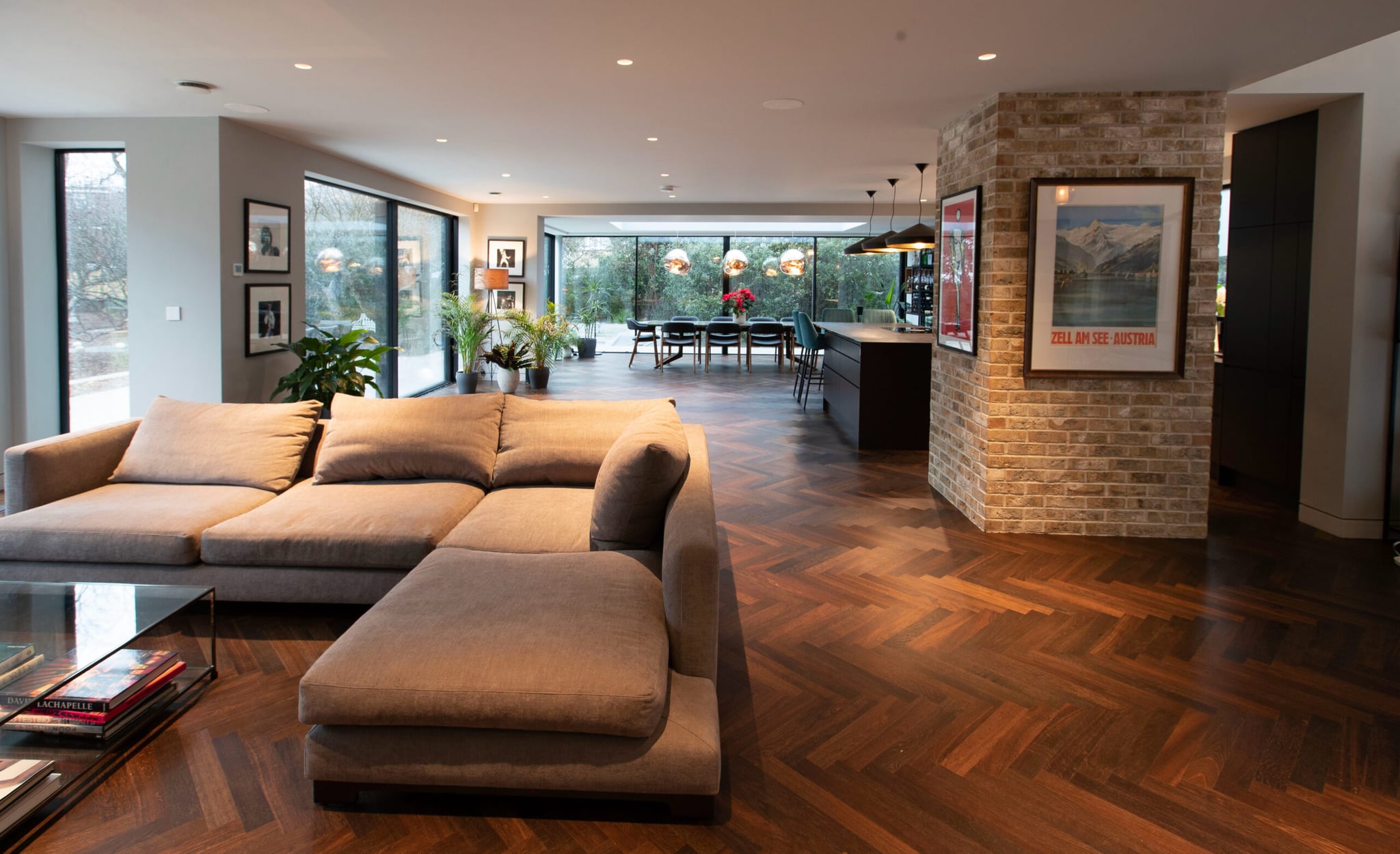 styled-home-studios-standout-stunner-tw9-1