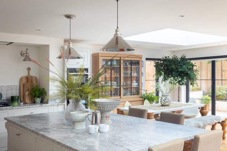 styled-home-studios-the-curated-house-rg9-4