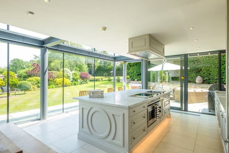 styled-home-studios-the-fairglass-sl5-35