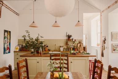 styled-home-studios-vaulted-victorian-hall-gl15-1