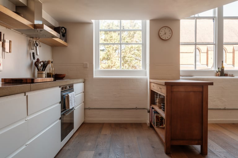 styled-home-studios-vintage-school-house-e9-2