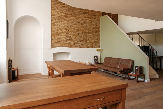 styled-home-studios-vintage-school-house-e9-4