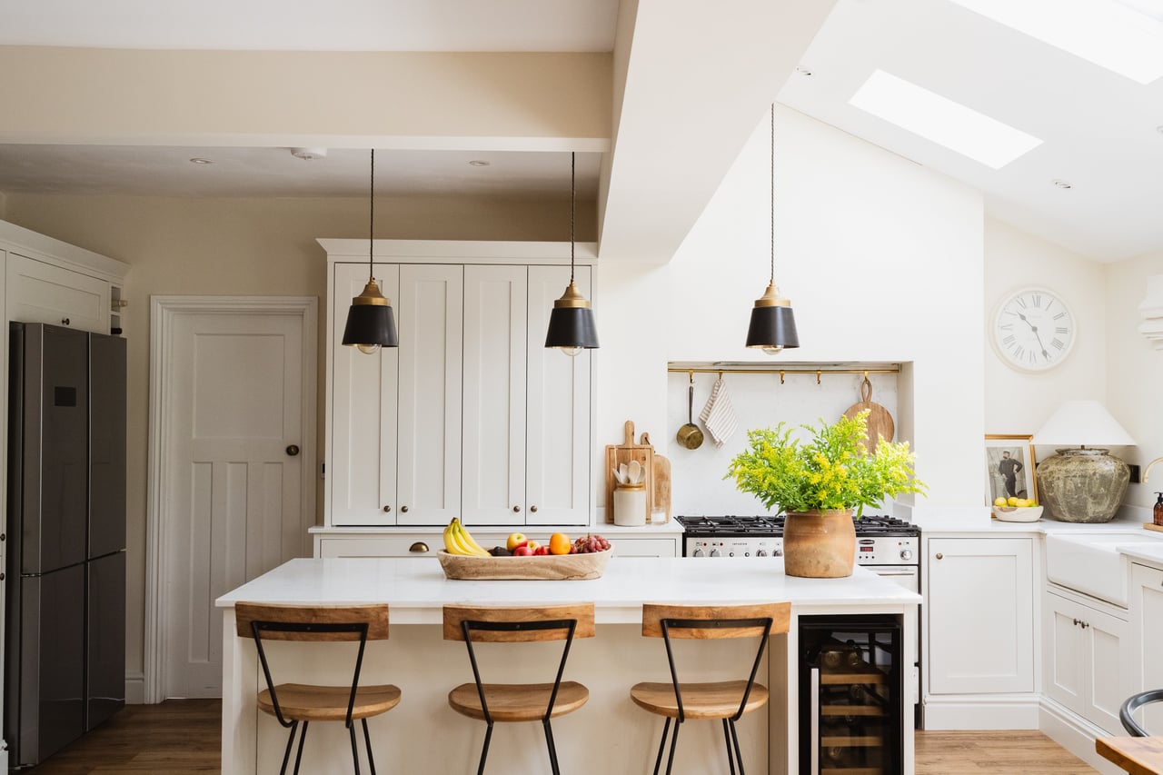 styled-home-studios-west-bank-house-de22-12