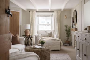 styled-home-studios-cosy-fishermans-cottage-tr13-1.jpg