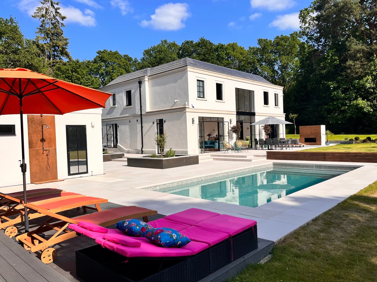styled-home-studios-eco-grand-escape-gu3-1.jpg
