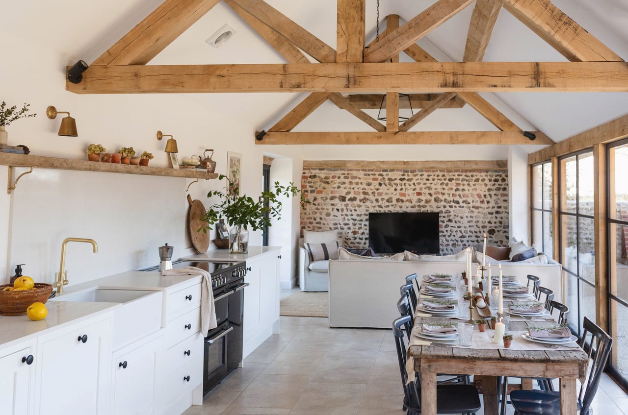 styled-home-studios-beamed-barn-po20-1.jpg
